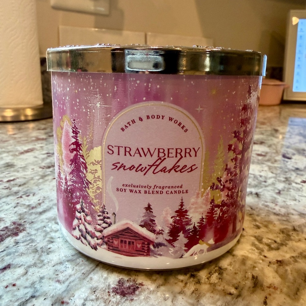New Bath & Body Works "Strawberry Snowflakes" 3-wick Candle